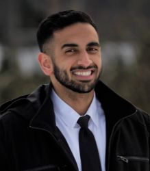 Karn Athwal photo