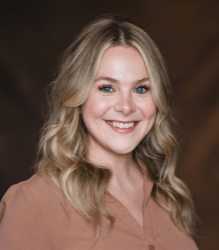 Kaitlyn Farrell photo