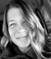 Angela Nagel photo