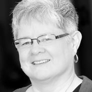 Lois Detlefsen photo