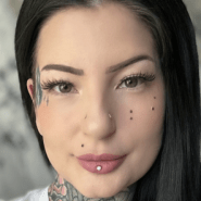 Alyssa Nutter photo