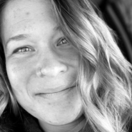 Angela Nagel photo